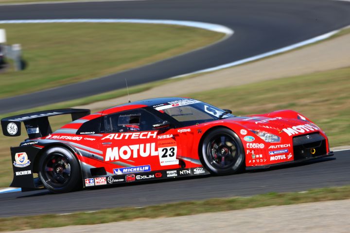 All three NISSAN GT-Rs finish final round in top 10