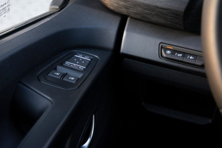 Ujęcie detalu wnętrza Nissan Primastar LCV
