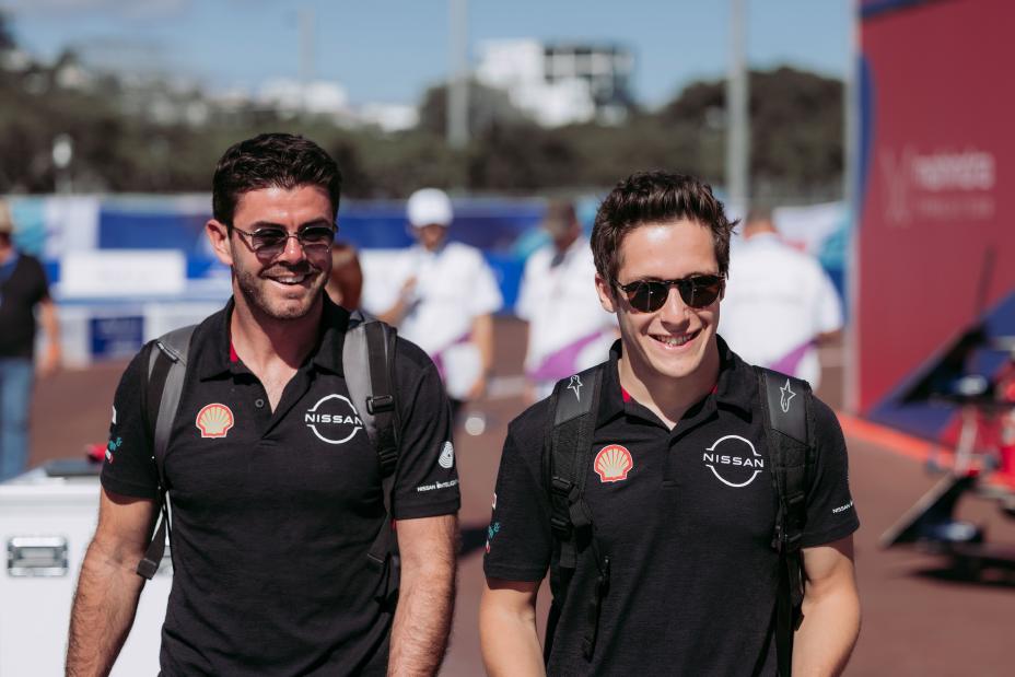 Nissan Formula E Team nappasi paalupaikan Kapkaupungissa