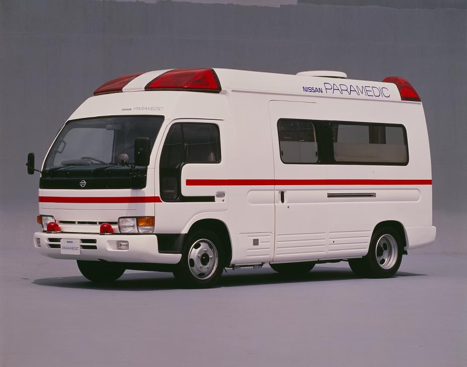 高規格救急車「ニッサン パラメディック」を発売
