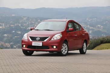 Nissan Versa