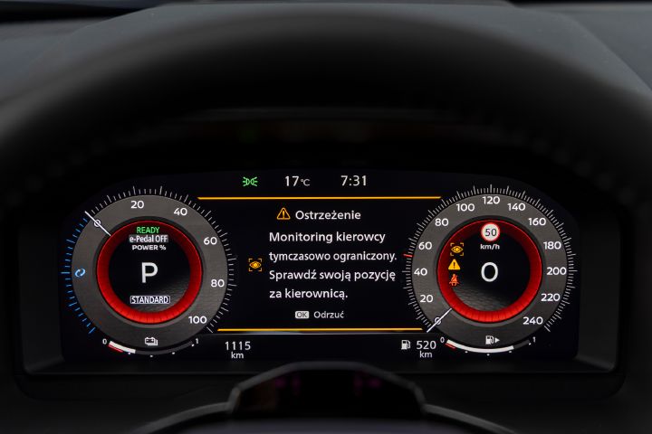 Nowy Nissan X‑Trail Tekna+ – wnętrze