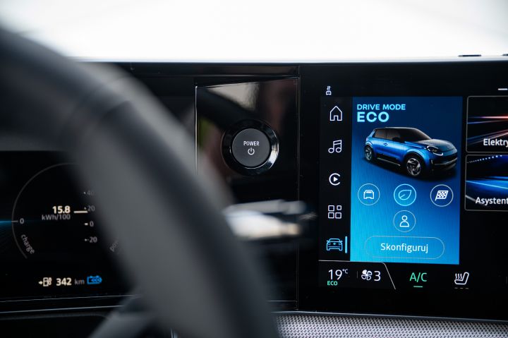 Nowy elektryczny Nissan Micra – wnętrze