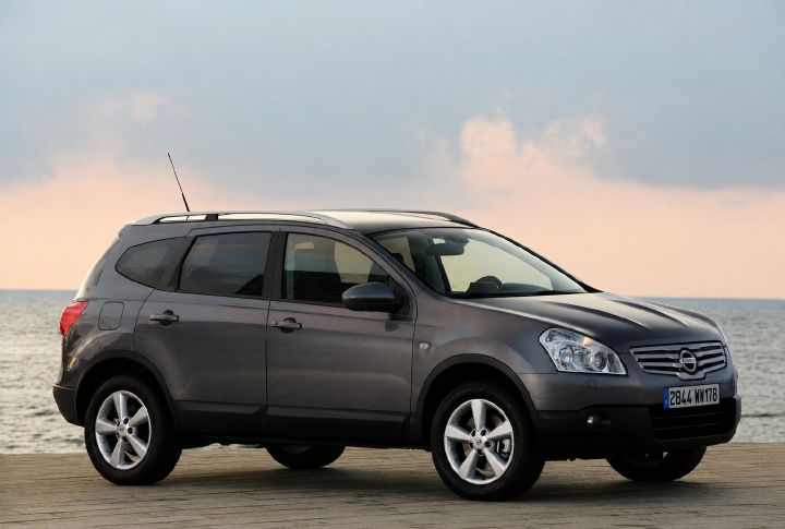 A second generation Qashqai stationary by water