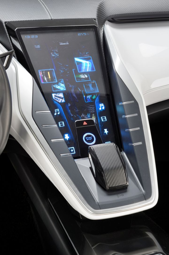 the display screen of a Nissan Friend-ME