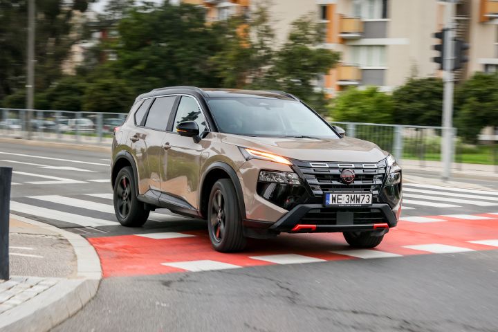 Nowy Nissan X‑Trail N-Trek – ujęcie dynamiczne