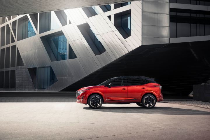 Nissan Qashqai, il primo crossover di sempre si rinnova ed è ancora più Qashqai