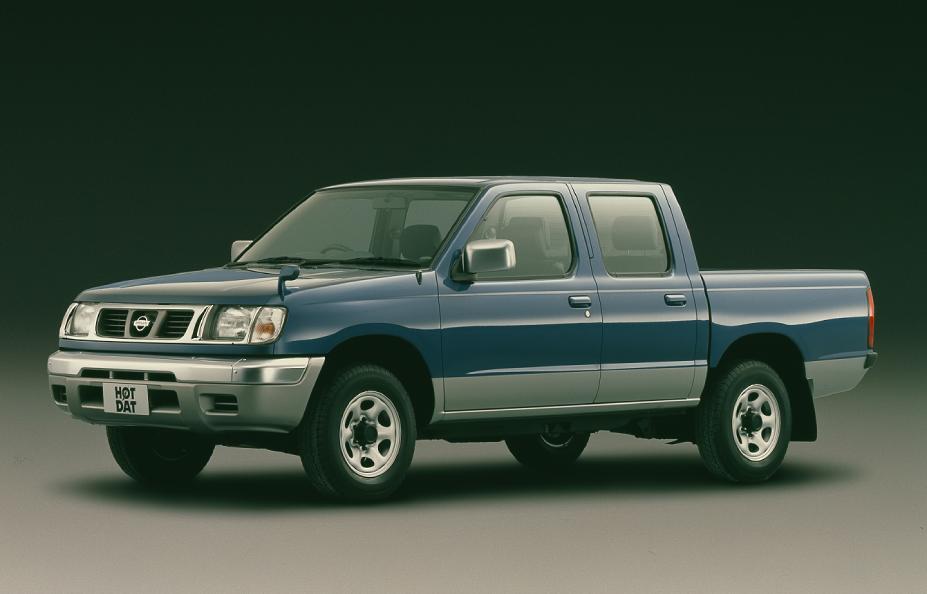1999_06_NISSAN_DATSUN_PICKUP_D22