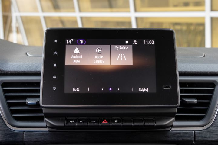 Ujęcie detalu wnętrza Nissan Primastar LCV