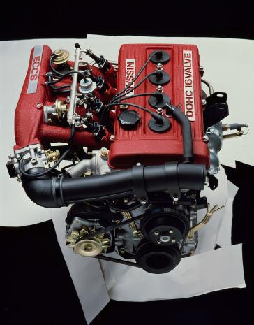 Nissan's 16 valve twin cam engine (FJ20)
