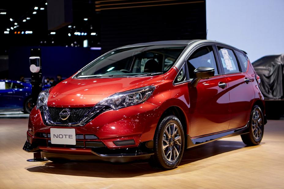 Nissan kicks into the future of electrified mobility, headlining the 