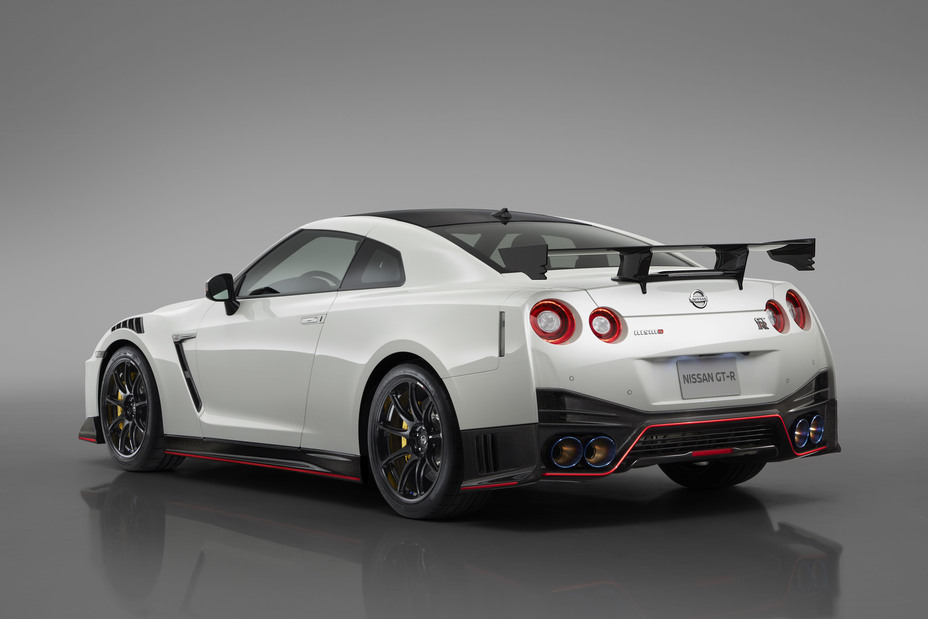 NISSAN GT-R NISMO 2020 A NEW-YORK