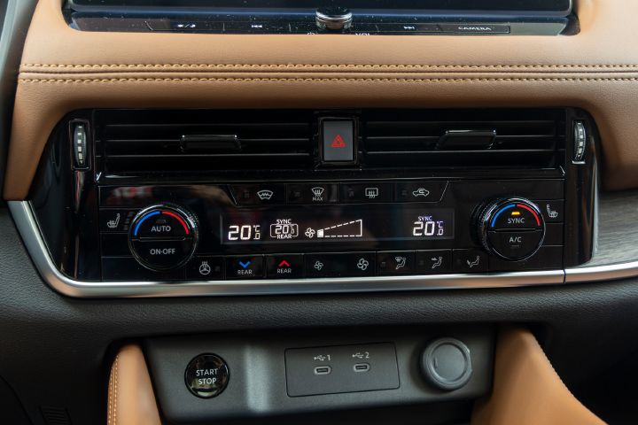 Nowy Nissan X‑Trail Tekna+ – wnętrze
