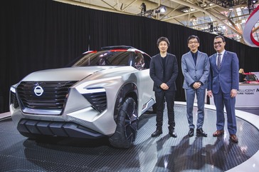 Vice president of Nissan Design America, Taro Ueda, presented the Xmotion concept at CIAS with the director of INFINITI Design, Hirohisa Ono and president of Nissan Canada Inc., Joni Paiva. 