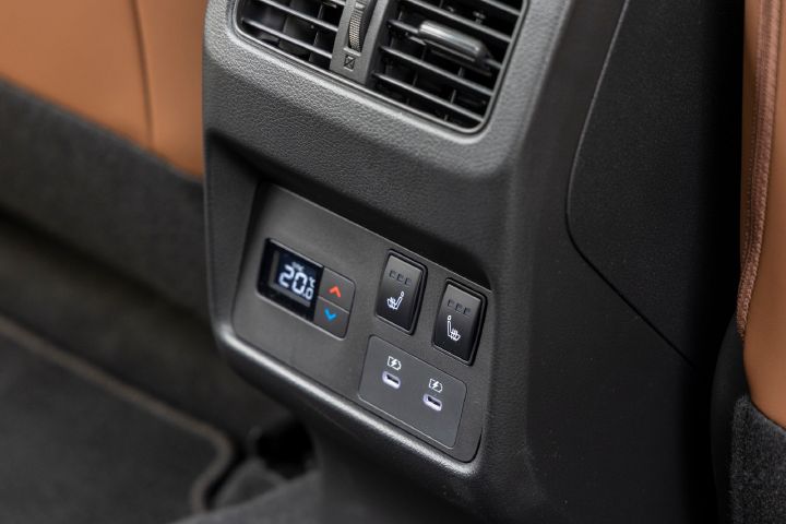 Nowy Nissan X‑Trail Tekna+ – wnętrze