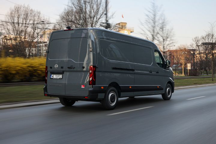 Ujęcie dynamiczne nadwozia Nissan Interstar LCV