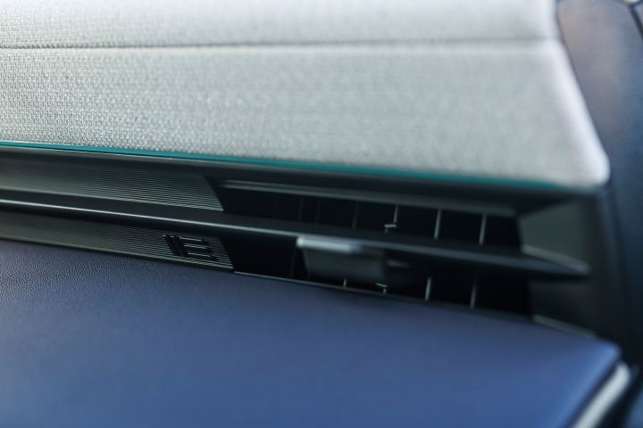 Detail einer Lüftungsdüse im Interieur des neuen Nissan LEAF