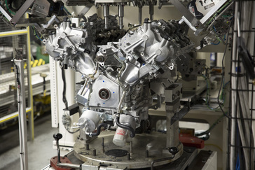 NASHVILLE, Tenn. (Dec. 15, 2015) – Nissan announced today that a new 5.6-liter Endurance® V8 gasoline engine, assembled in Decherd, Tennessee, will be available in the all-new TITAN and TITAN XD full-size pickup trucks, completing the first phase of the “American TITAN” story. The engine features four-valves per cylinder, Variable Valve Event & Lift and Direct Injection, and is rated at 390 horsepower @ 5,800 rpm and 401 lb-ft of torque @ 4,000 rpm.