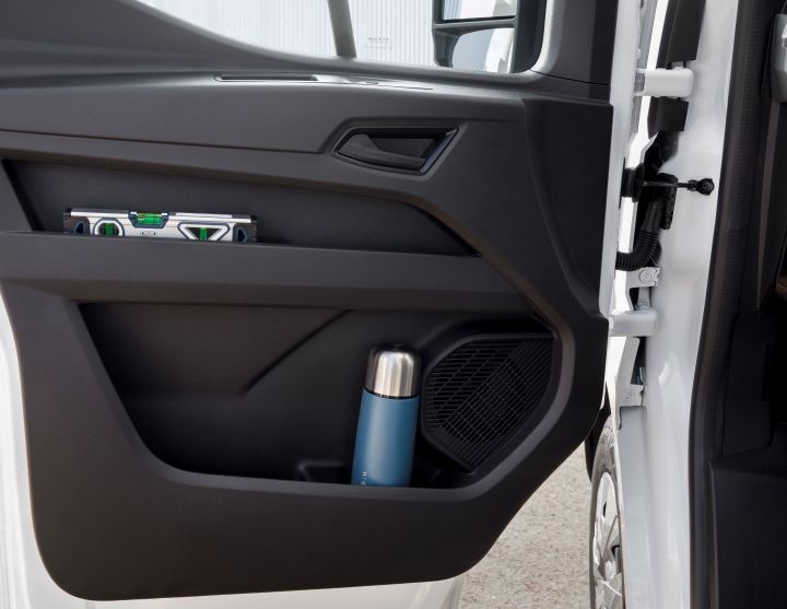 All-new Nissan Interstar - front door