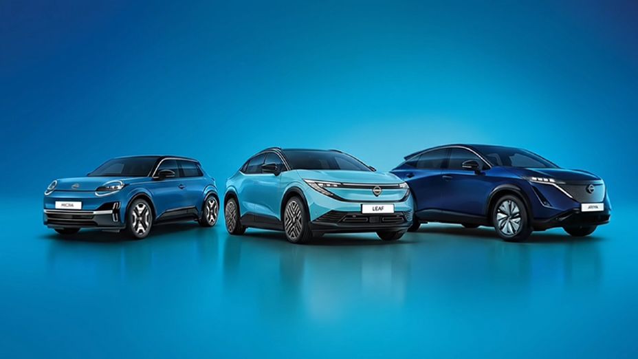 Shot of three Nissan EV’s, the ARIYA, LEAF and MICRA against blue backdrop.