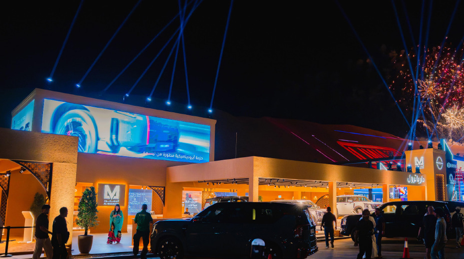 Dar Patrol stand at Liwa, Abu Dhabi – night view