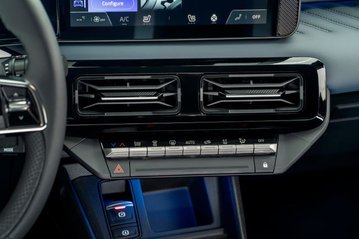 detailed air condition vents and buttons