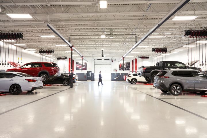 Fotografía de taller en un país importador de la unidad de importadores de Nissan.