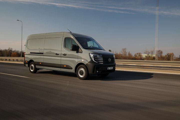 Ujęcie dynamiczne Nissan Interstar LCV