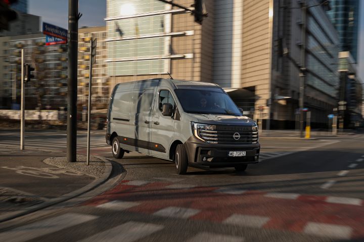Ujęcie dynamiczne nadwozia Nissan Interstar LCV