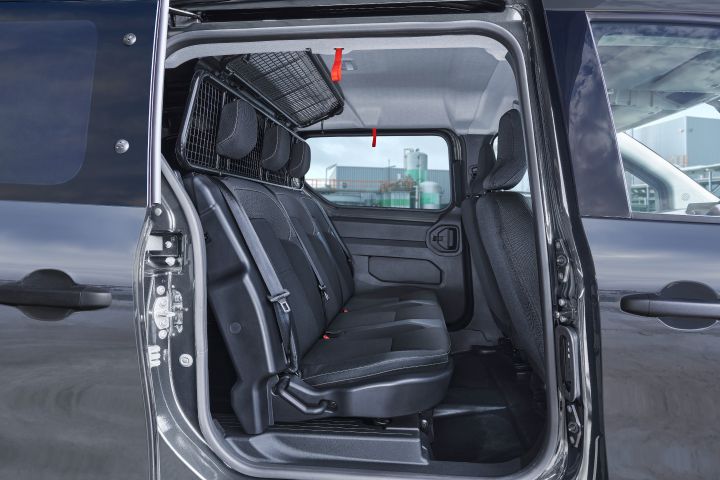 Nissan Townstar Crew Van – Detail shot of rear passenger bench in place