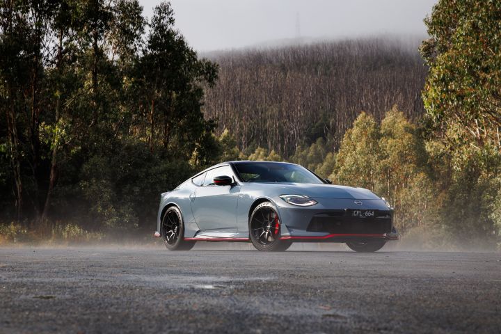 Static front three quarter image of Nissan Z NISMO on Lake Mountain
