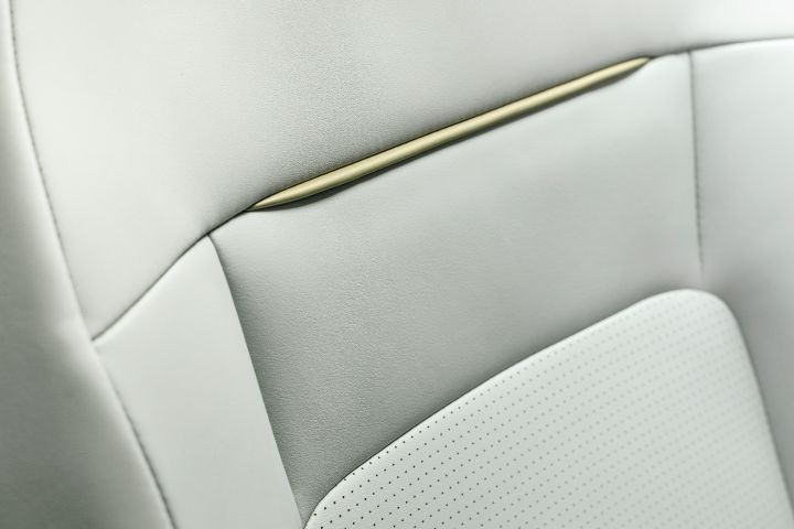 Detailaufnahme der Sitzmaterialien im Interieur des neuen Nissan LEAF