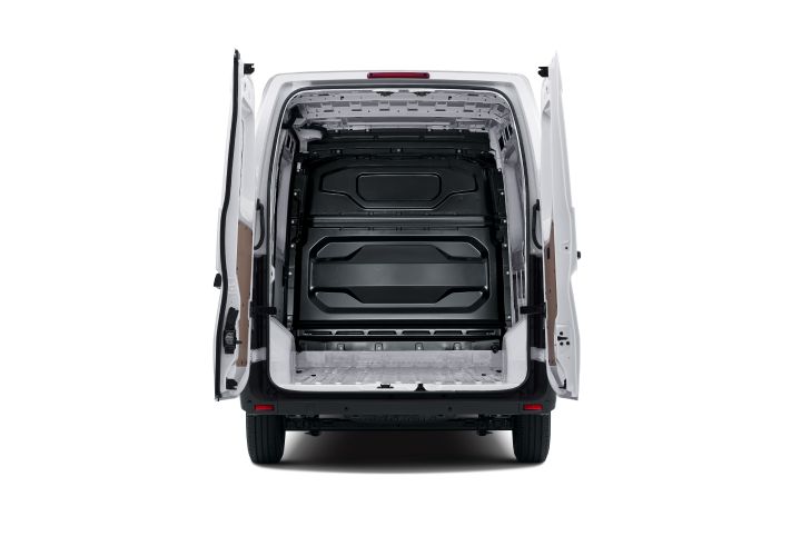 All-new Nissan Interstar - opened