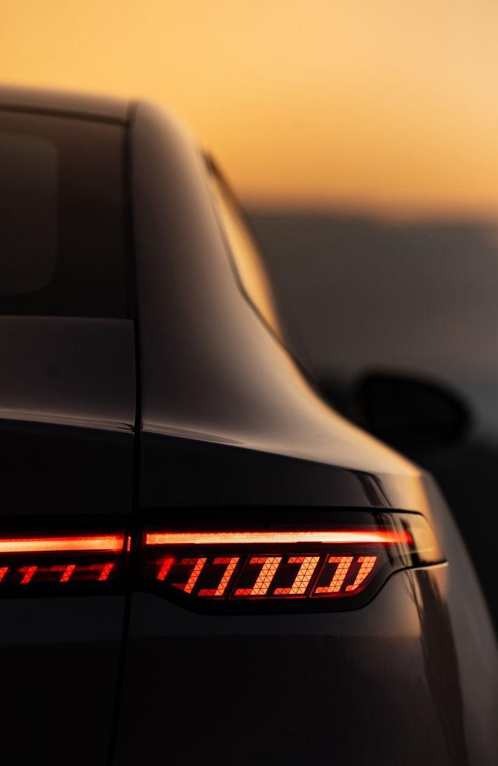 An image showing the tail lights of the all-new Dongfeng Nissan N7 sedan