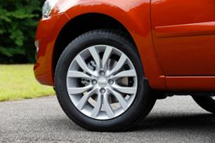 ダットサン モスクワ国際モーターショーに初出展