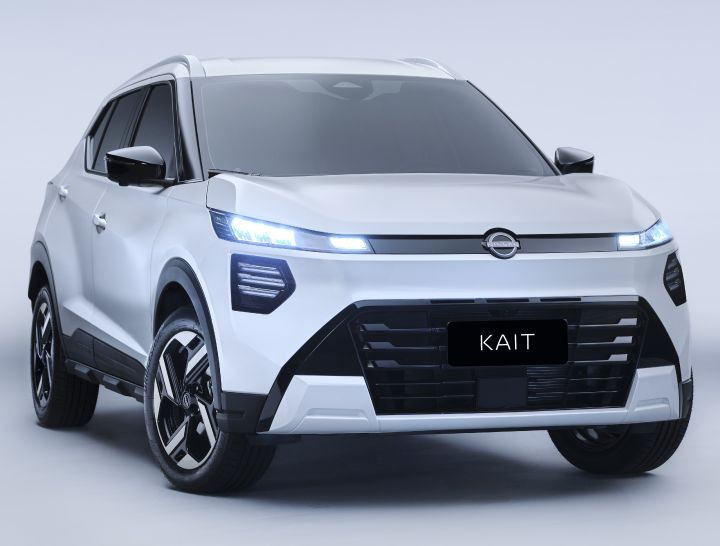Novo Nissan Kait de ¾ com fundo cinza