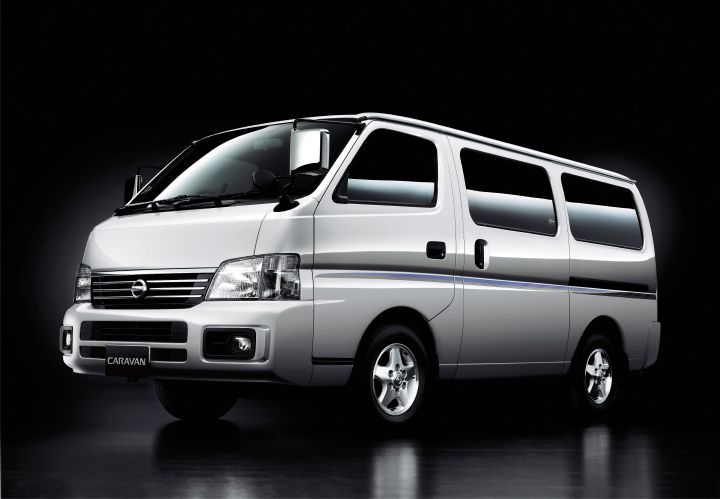 日産 E25 キャラバン 希少ワンオーナー車 ディーゼル　3.0 4WDターボ thumbnail-720x404.jpg