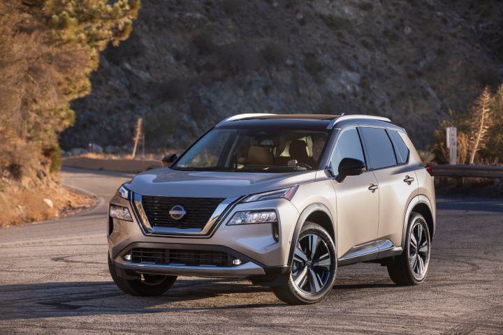 2022 Nissan Rogue parked alongside road way