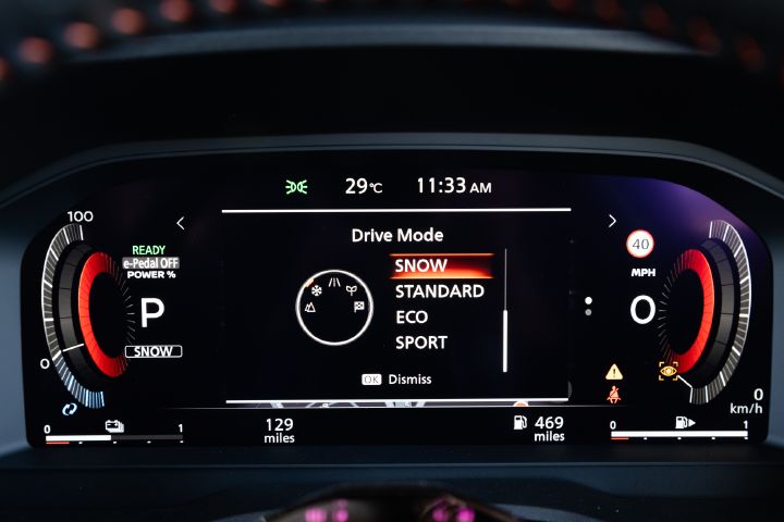 Detailaufnahme der Fahrmodi-Auswahl im Fahrerinformationsdisplay des Nissan X‑Trail