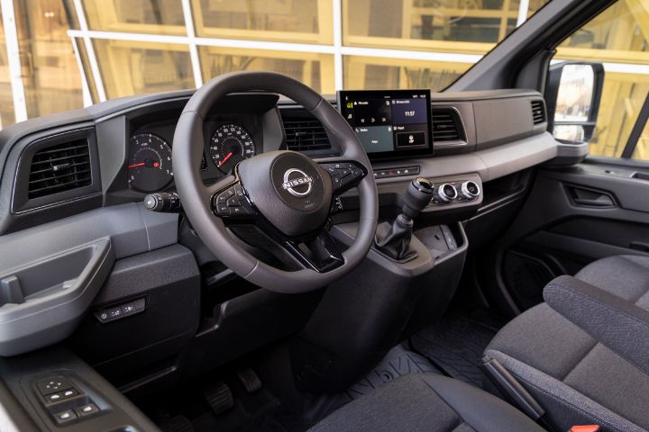 Ujęcie wnętrza Nissan Interstar LCV