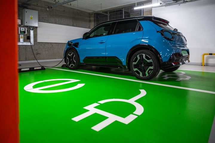 Nowy elektryczny Nissan Micra – nadwozie