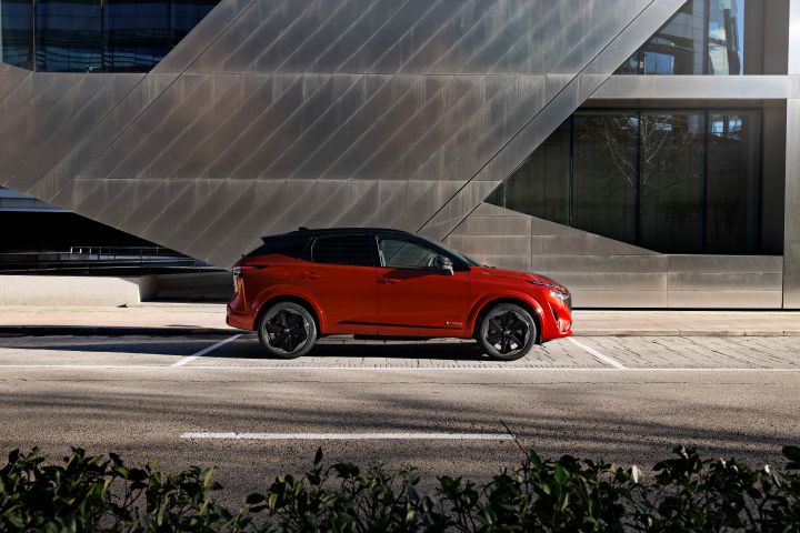 Nissan Qashqai, il primo crossover di sempre si rinnova ed è ancora più Qashqai
