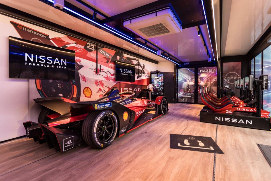 Nissan electrifies London’s Covent Garden with ‘Feel Electric Festival’