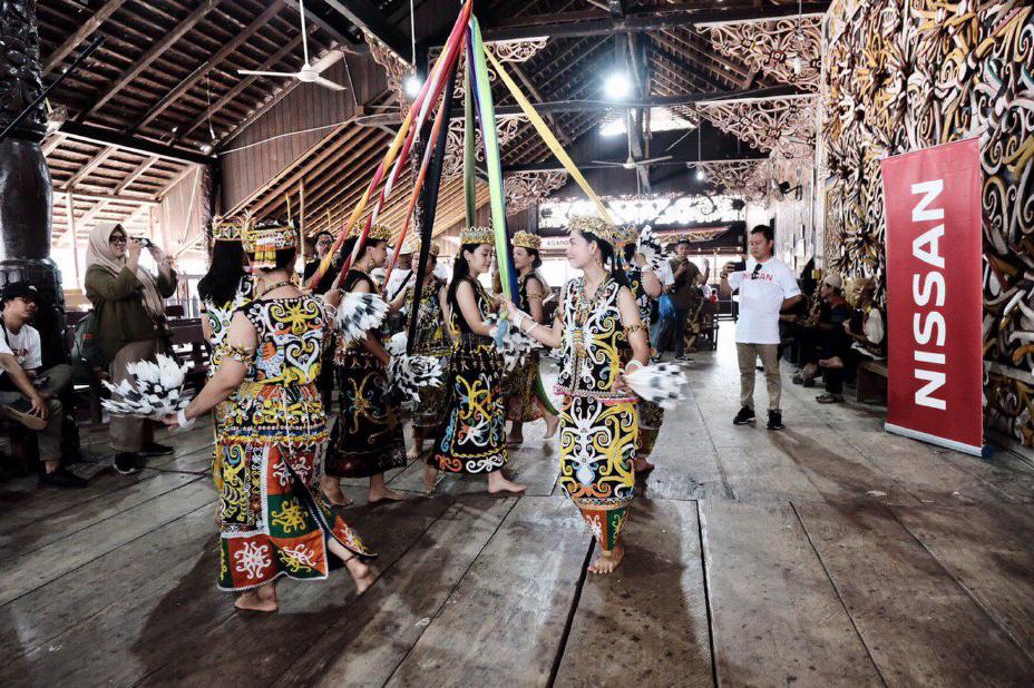 The Audience Watched An East Kalimantan Traditional Dance