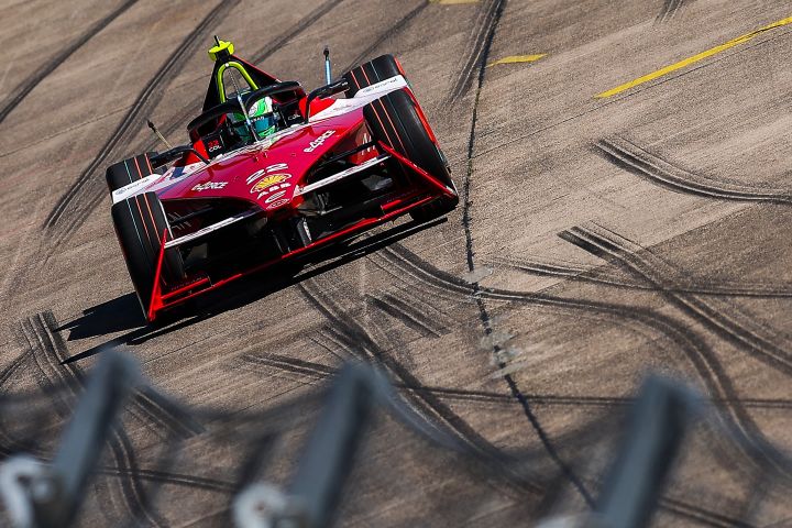 Caio Collet on track in Berlin