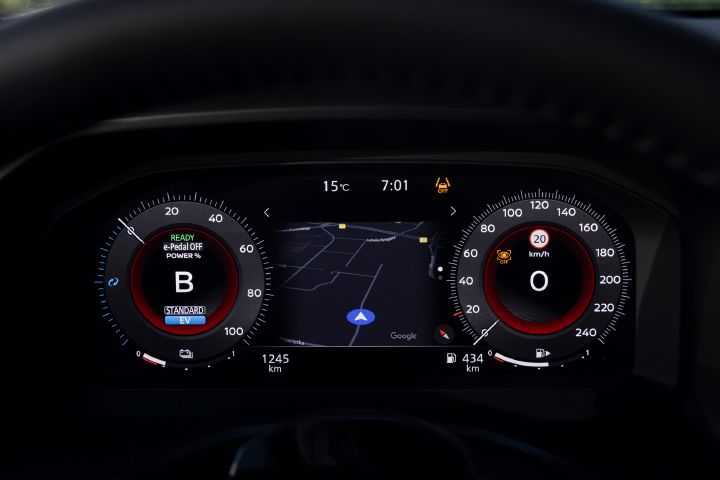 Nowy Nissan X‑Trail Tekna+ – wnętrze