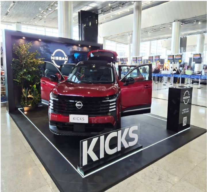 Imagem do local da ativação dentro de Guarulhos com exposição do novo Nissan Kicks em um espaço dedicado