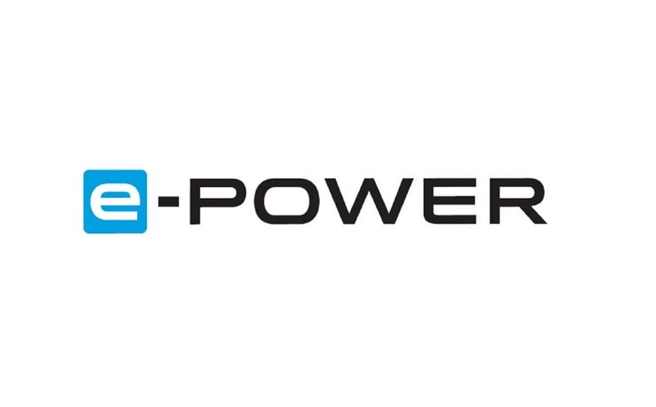 Schriftzug Nissan e‑Power mit blauem e am Anfang