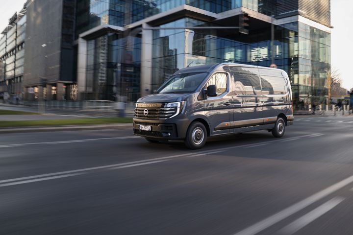 Ujęcie dynamiczne nadwozia Nissan Interstar LCV