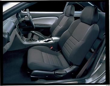 シルビアに「Lパッケージ」、「Type-B」を追加 